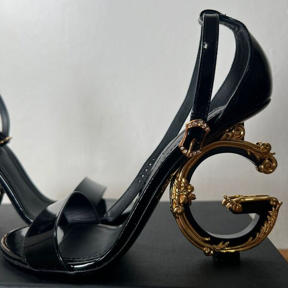Dolce&Gabbana Black Gold Sculpted-Heel Baroque DG Patent Leather Sandals - Picture 4 of 14